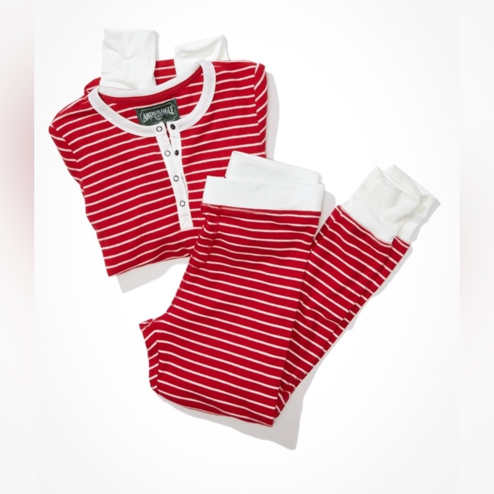 NWT American Eagle Women’s Striped Thermal Pajama Set